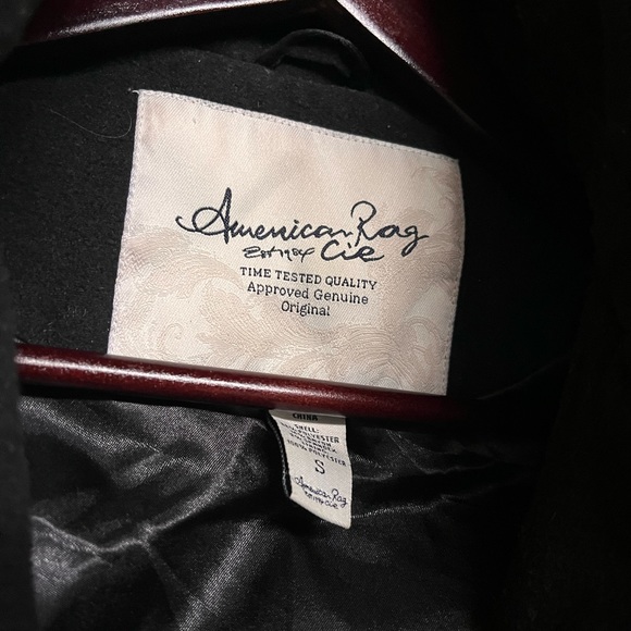 Black Wool Cape Coat - Picture 3 of 3